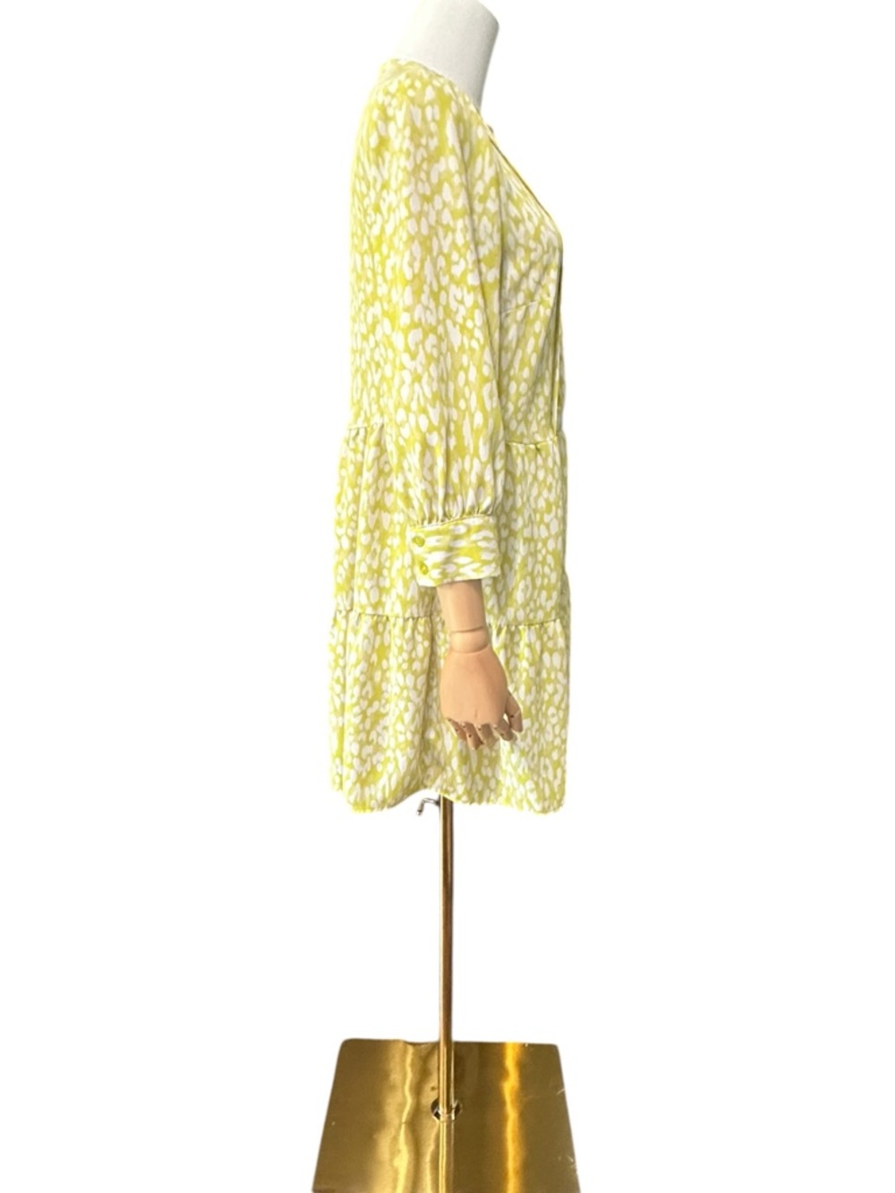 Who What Wear Citrus Leopard Pintuck Tiered Mini Dress - Picture 4 of 10